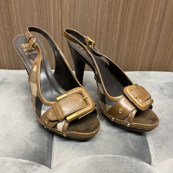 Burberry high heels, classic pattern size 37 - Picture 2 of 4